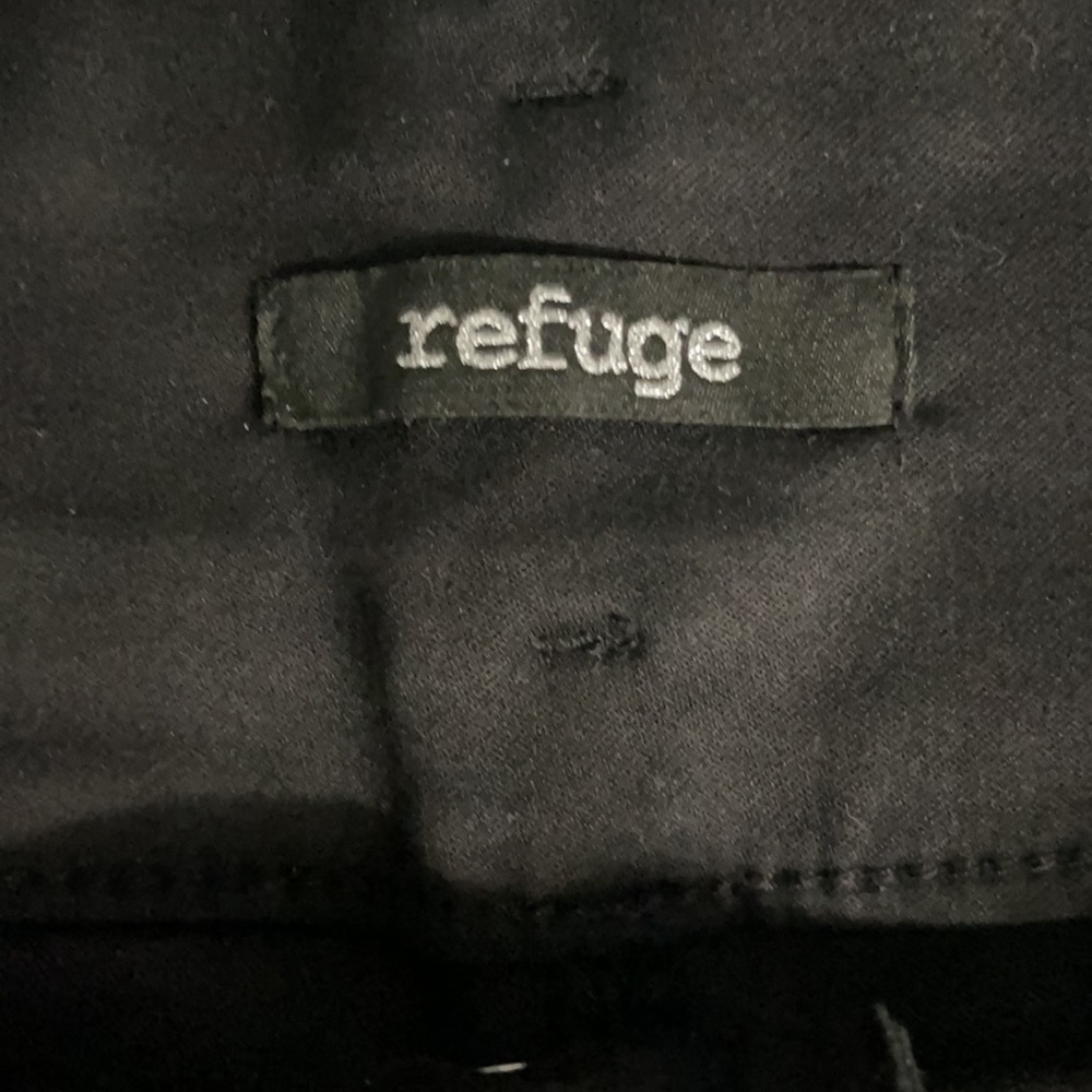 Refuge High Rise Shorts - Picture 4 of 5
